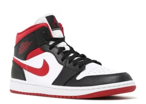 air-jordan-1-mid-black-gym-1.webp
