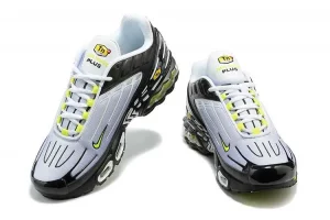 air-max-plus-tn-3-black-grey-volt-1.webp