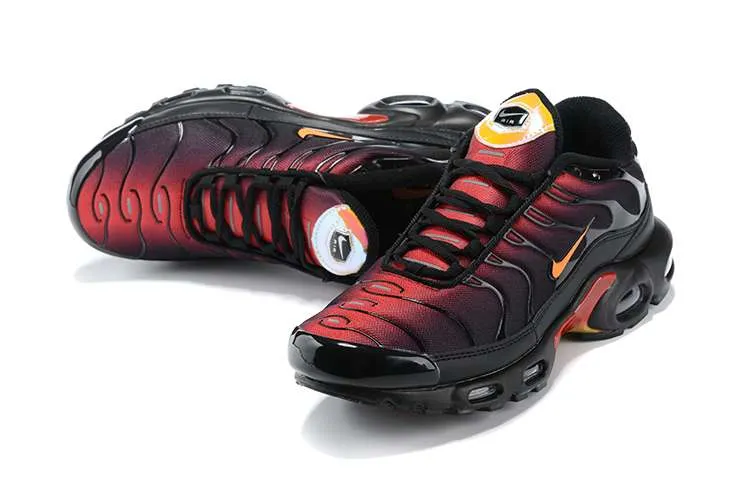 air-max-plus-tn-black-gradient-red-1.webp