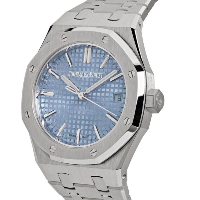 audemars-piguet-royal-oak-15550st-oo-1356st-08-stainless-steel-ice-blue-dial-audemars-piguet-41691889074420_1280x_4a8023eb-1239-4dd0-b866-dcc71f5a14e6_1024x-700×700-1.jpg