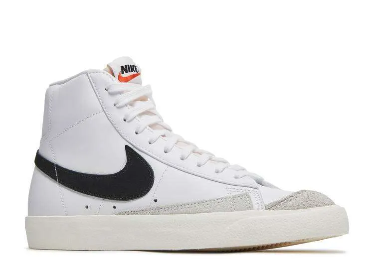 blazer-mid-77-vintage-white-black-1.webp