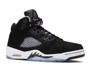 jordan-retro-5-moonlight-1.webp