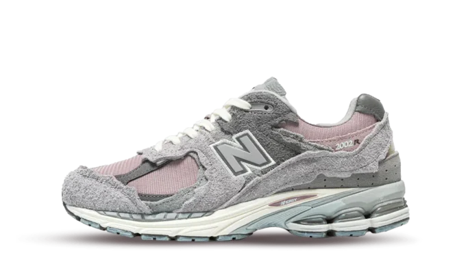 nb-2002r-protection-pack-lunar-new-year-1-1.webp