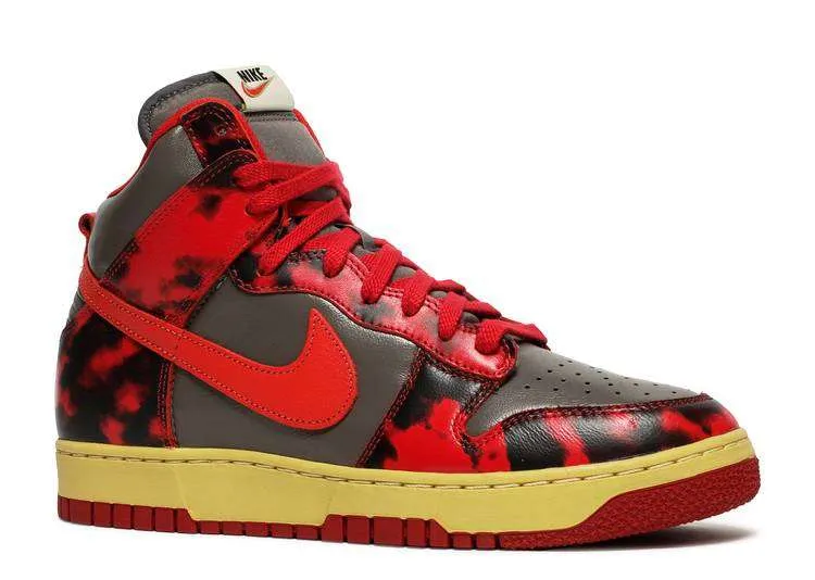 sb-dunk-high-acid-wash-1.webp