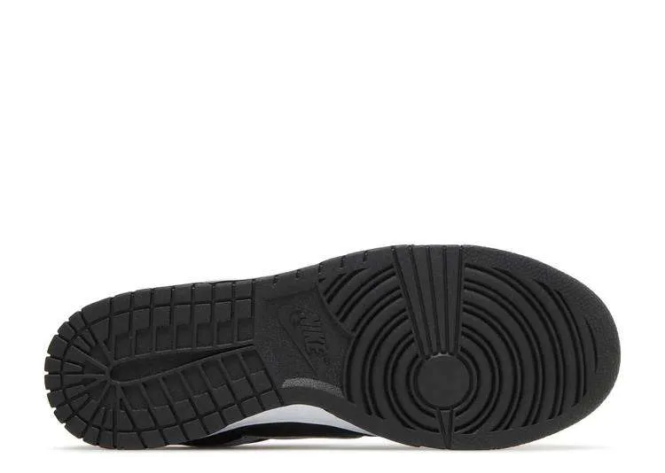 SB DUNK LOW ‘BLACK PANDA’