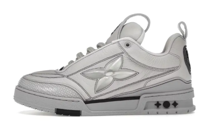 skate-sneaker-grey-1.webp