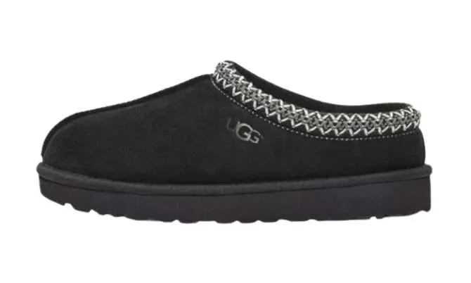 tasman-slippers-black-blk-1.webp