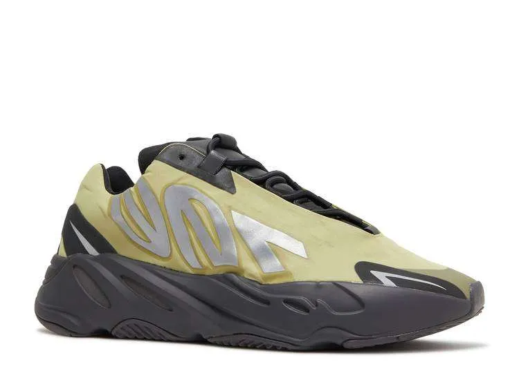 yeezy-boost-700-mnvn-resin-1.webp