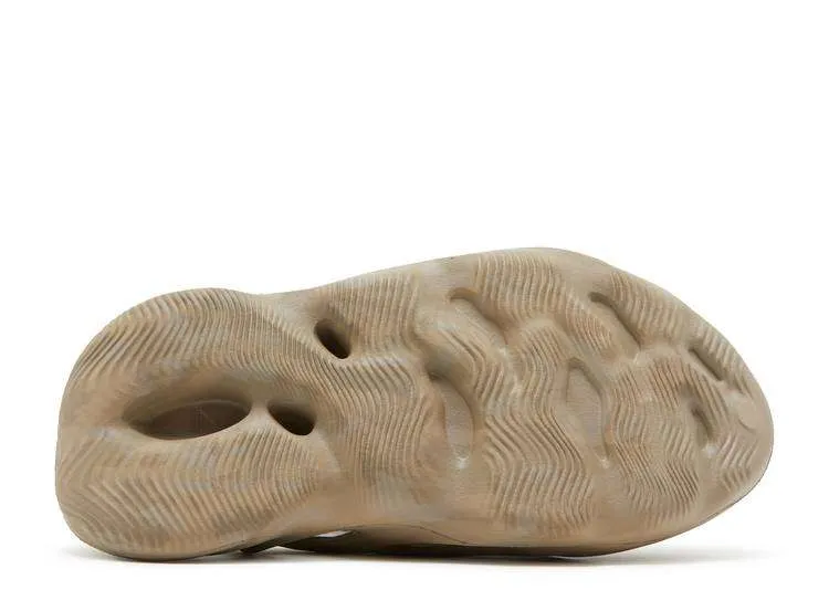 YEEZY FOAM RUNNER ‘STONE SAGE’